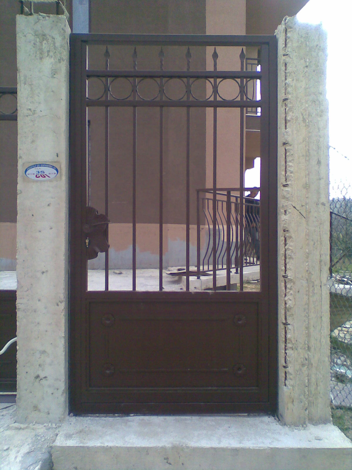 Метални врати за Дворове или портални врати
